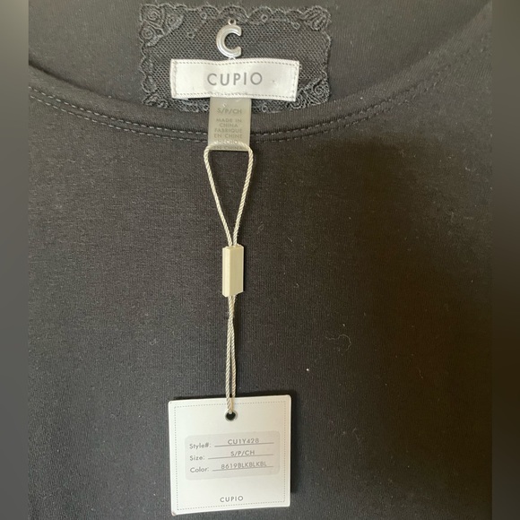 Cupio Black Sequin Statement Sleeves Blouse Long Sleeve Size Small - Picture 8 of 8